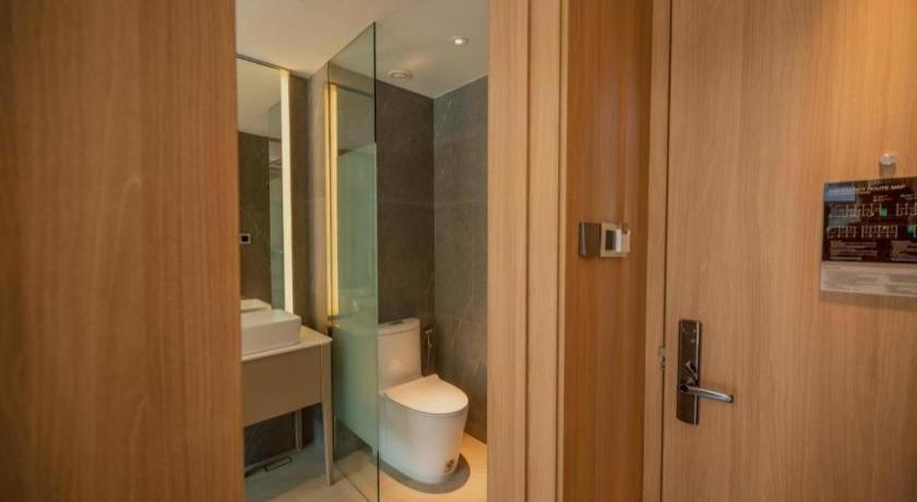 Riverton Hotel Szamutszongkhram Kültér fotó