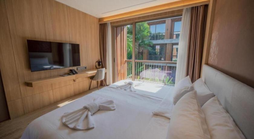 Riverton Hotel Szamutszongkhram Kültér fotó